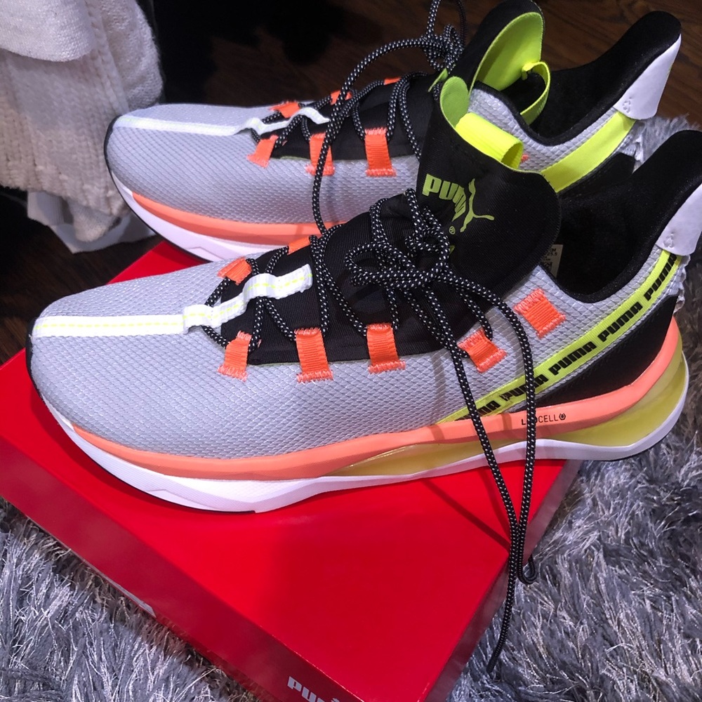 Women’s Puma Sneakers